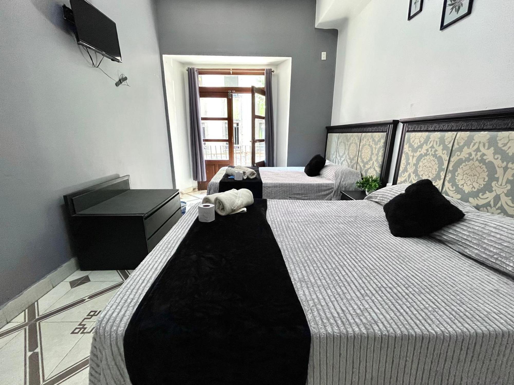 Alto Hostel Mexico City Exteriör bild